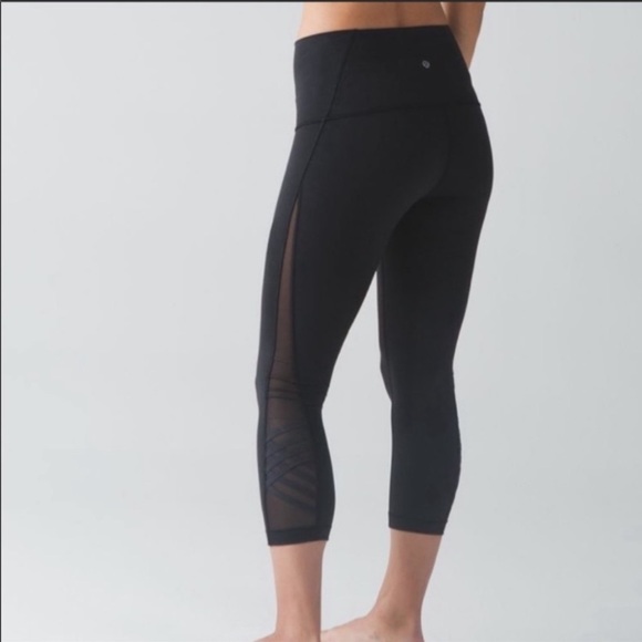 HOST PICK Lululemon Minimalist Leggings - Picture 2 of 3